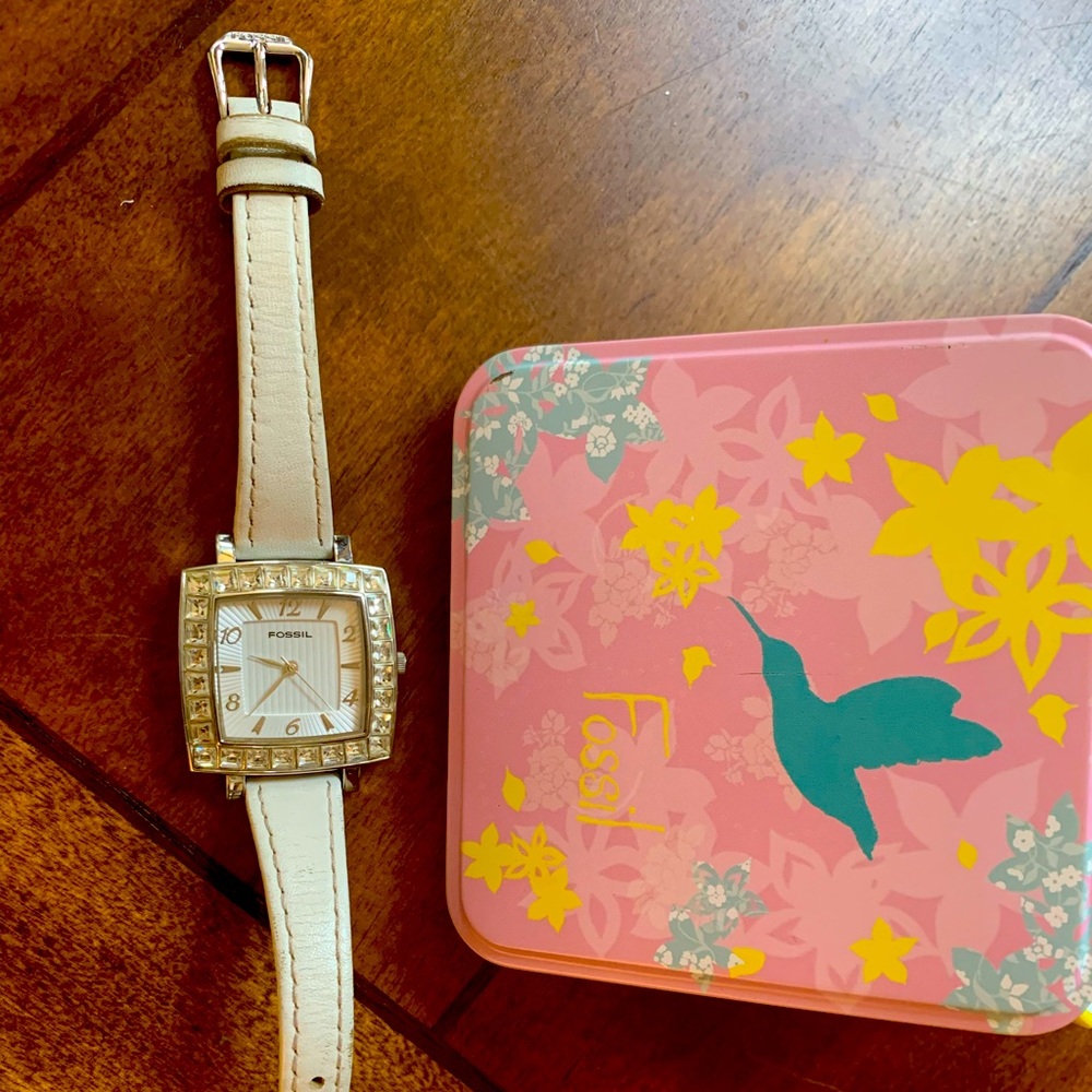 All stainless steel Fossil women watch